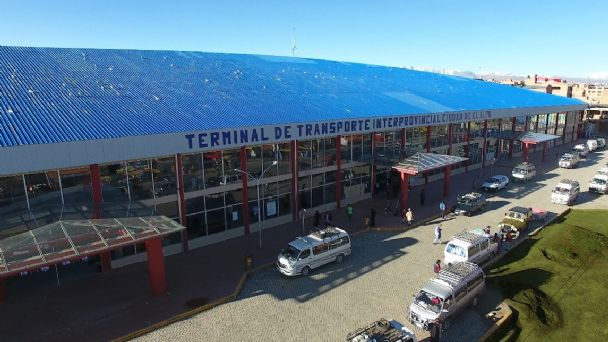 Lee más sobre el artículo Instruyen al transporte interprovincial realizar limpieza de sus vehículos para evitar propagación del Covid-19