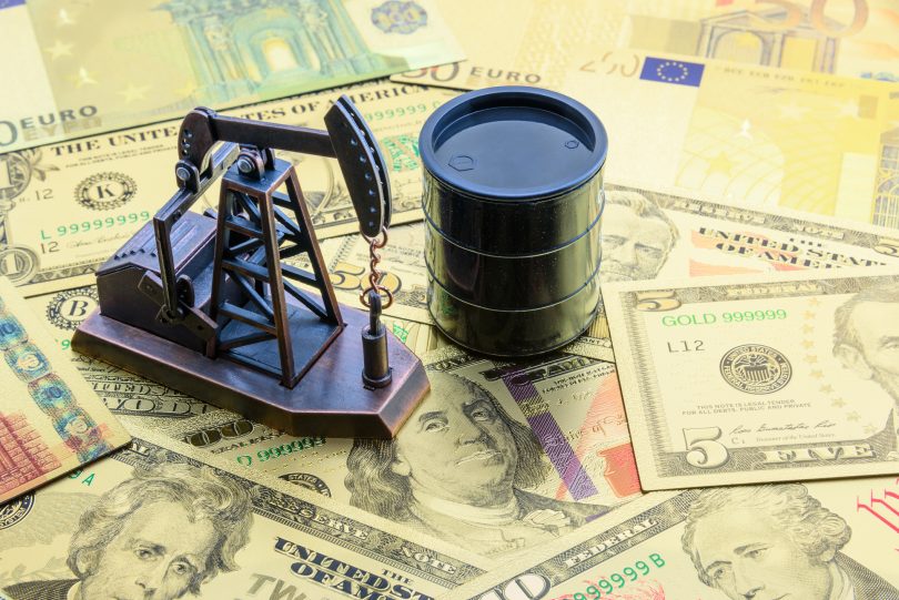 Lee más sobre el artículo El precio del barril del petróleo WTI logra una remontada y se sitúa por encima de los $us 6; YPFB prevé pérdidas por $us 700 millones