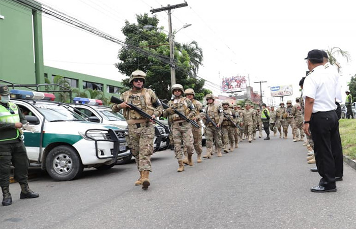 Lee más sobre el artículo Santa Cruz se militariza el martes y el gabinete ministerial evaluará flexibilizar cuarentena