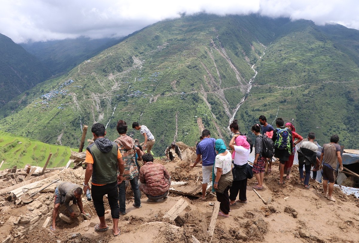 Lee más sobre el artículo Un alud provoca 19 muertos en Nepal