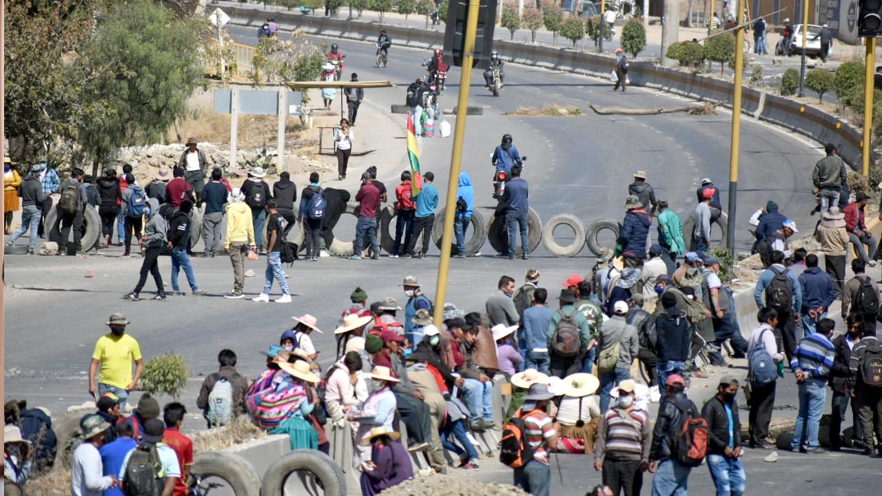 Tránsito reporta 55 puntos de bloqueo en carreteras del país Money