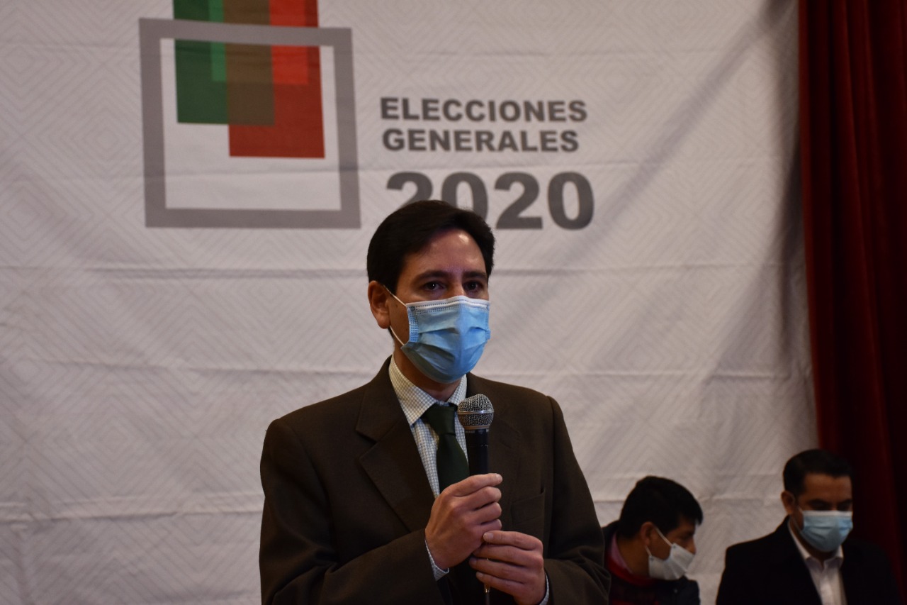 Lee más sobre el artículo El TSE entrega material impreso y audiovisual para capacitación de todos los protagonistas del proceso electoral