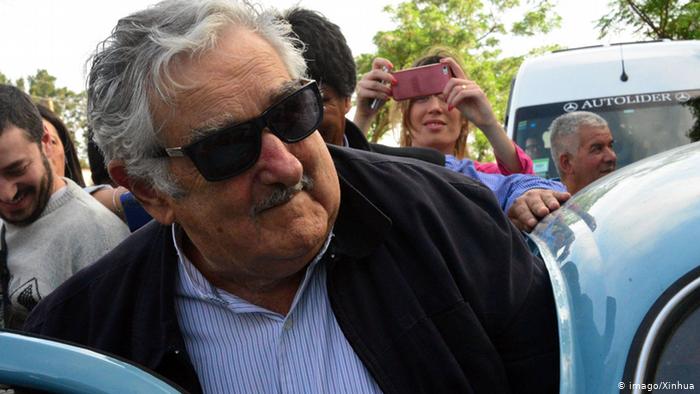 Lee más sobre el artículo Expresidente uruguayo José Mujica renuncia al Senado y se retira de la política activa