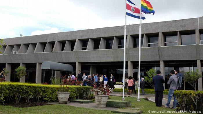 Lee más sobre el artículo Costa Rica: enfrentamientos cerca de la Casa Presidencial tras marcha