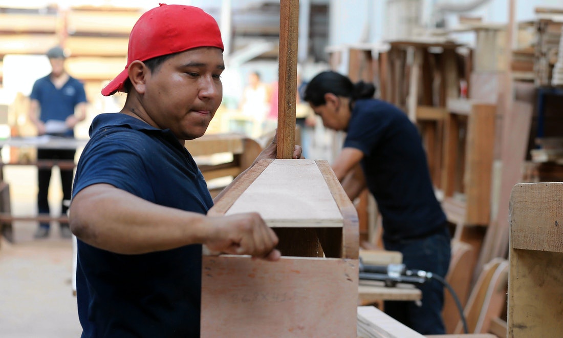 Lee más sobre el artículo Recuperación económica con mayor precariedad laboral y pobreza, según estudio del Cedla