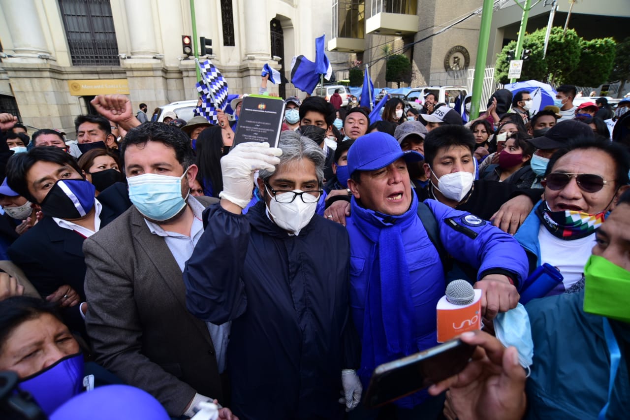 Lee más sobre el artículo Justicia deniega recurso que buscaba la cancelación de la personería del MAS