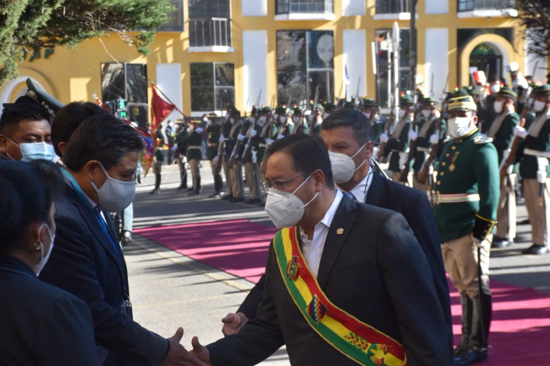 Lee más sobre el artículo Arce llega a Potosí en su primera visita oficial y vuelve a culpar a la gestión de Añez