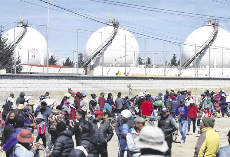 Lee más sobre el artículo DDHH de El Alto denuncia que el MAS dividió a las víctimas de Senkata