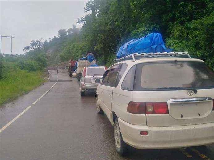 Lee más sobre el artículo Lluvias causan estragos en las carreteras; la ABC despliega casi mil equipos de maquinaria pesada