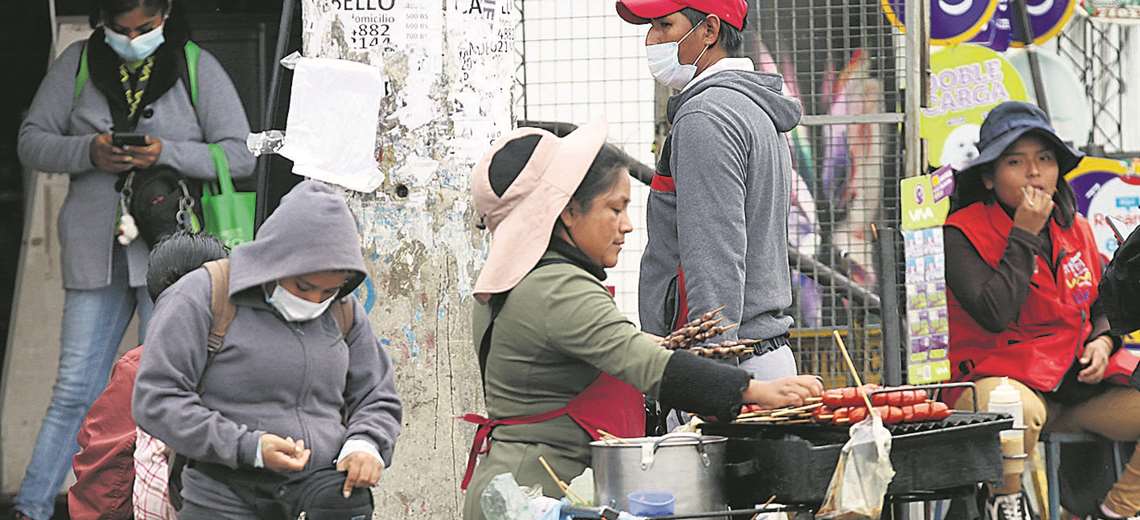 Lee más sobre el artículo En Bolivia las mujeres ganan un 13% menos en cargos de jefatura