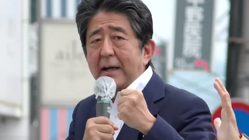 Lee más sobre el artículo Muere el ex primer ministro de Japón Shinzo Abe tras ser tiroteado durante un acto de campaña en Nara