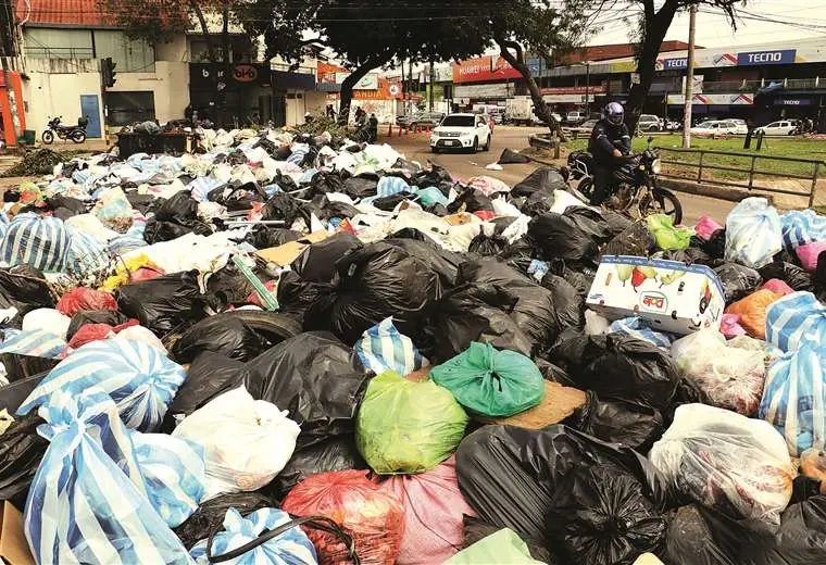 Lee más sobre el artículo Declaran alerta roja por la salud y la acumulación de basura en la ciudad