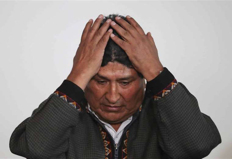 Lee más sobre el artículo Congreso peruano retira medalla de honor a Evo Morales y lo declara persona no grata