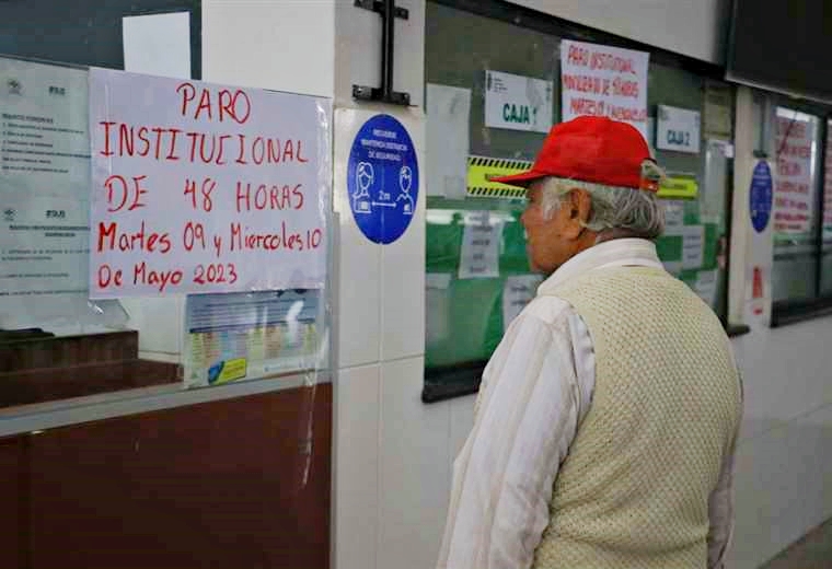 Lee más sobre el artículo Trabajadores del San Juan de Dios cumplen paro de 48 horas por falta de recursos