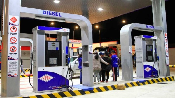 Lee más sobre el artículo CAN emplaza a Bolivia a subvencionar gasolina y diésel a conductores de Ecuador, Colombia y Perú