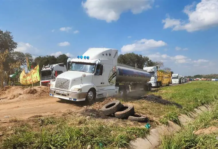 Lee más sobre el artículo Se inicia la segunda semana de bloqueo de carretera en Buena Vista