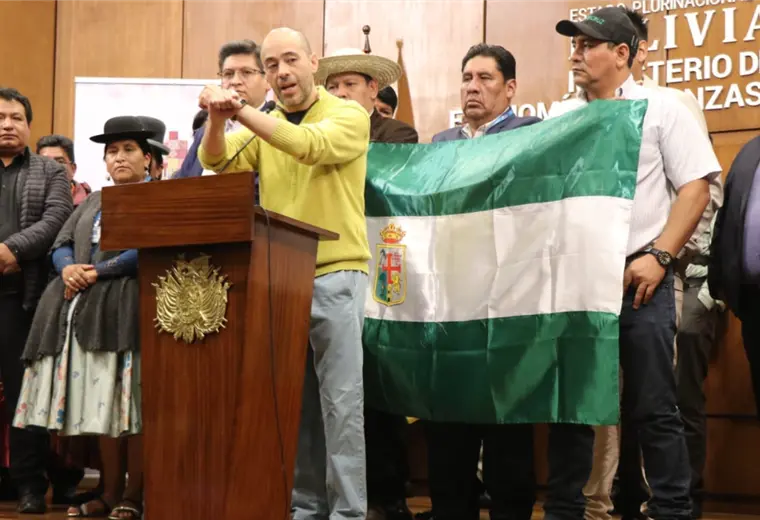 Lee más sobre el artículo Municipios denuncian que están sin dinero tras rechazo del presupuesto reformulado en la Asamblea